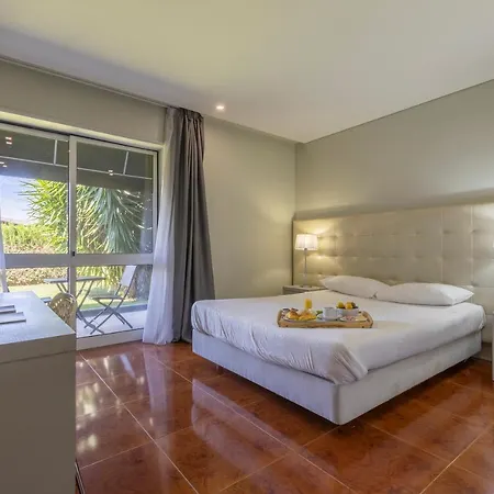 Vila Hotel By Vimahotels