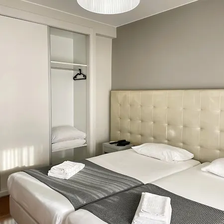 Hotel By Vimahotels 2*