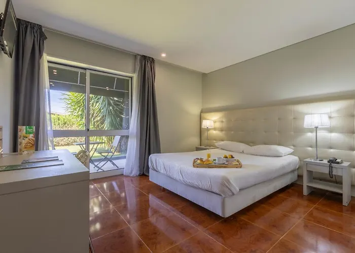 Vila Hotel By Vimahotels