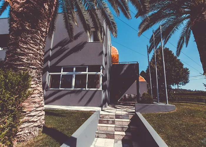 By Vimahotels Hotell Guimarães