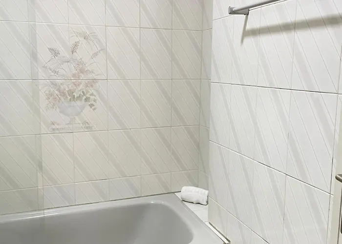 By Vimahotels Hotell